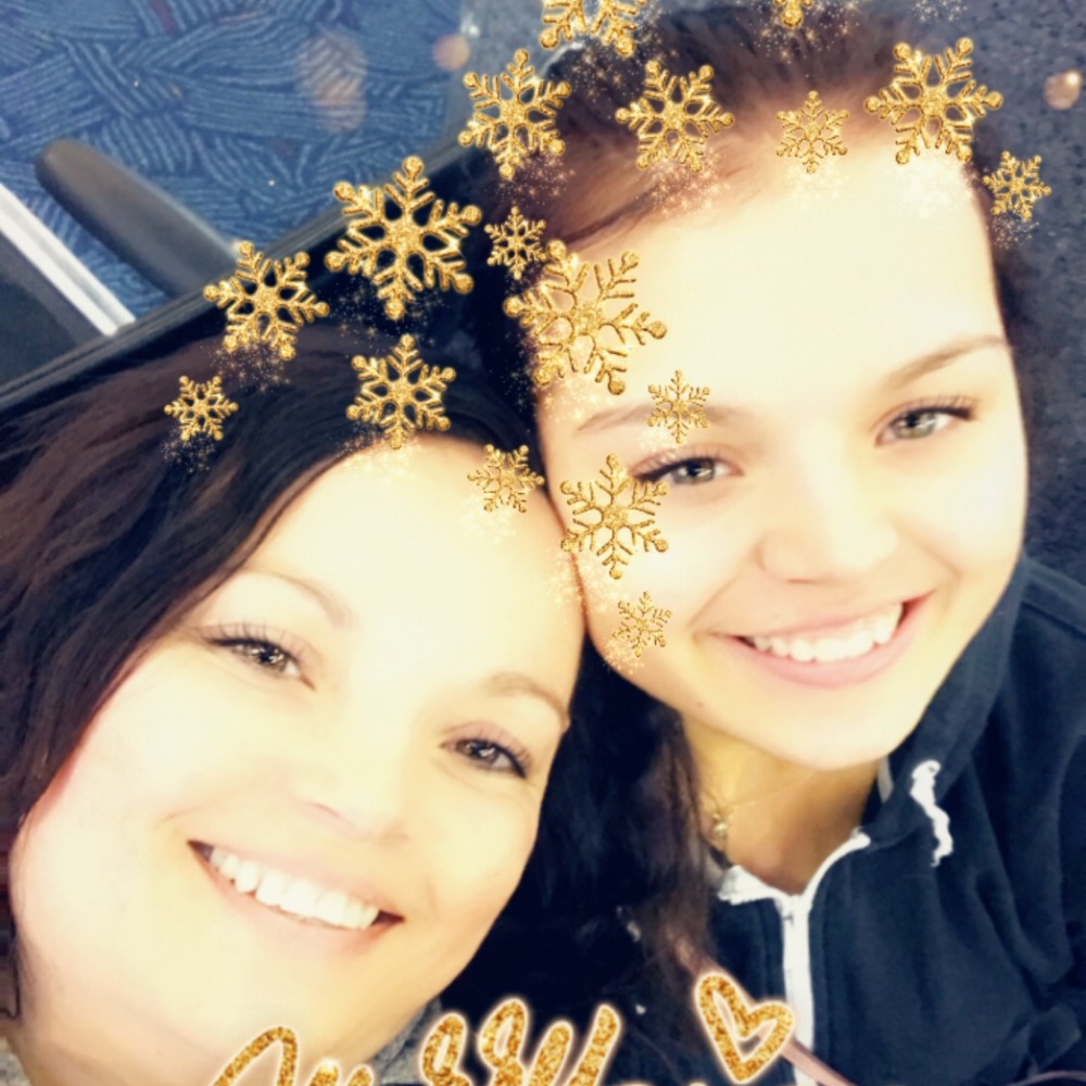 Jennel Erickson and Zoe Rucinsky of Zonel Designs